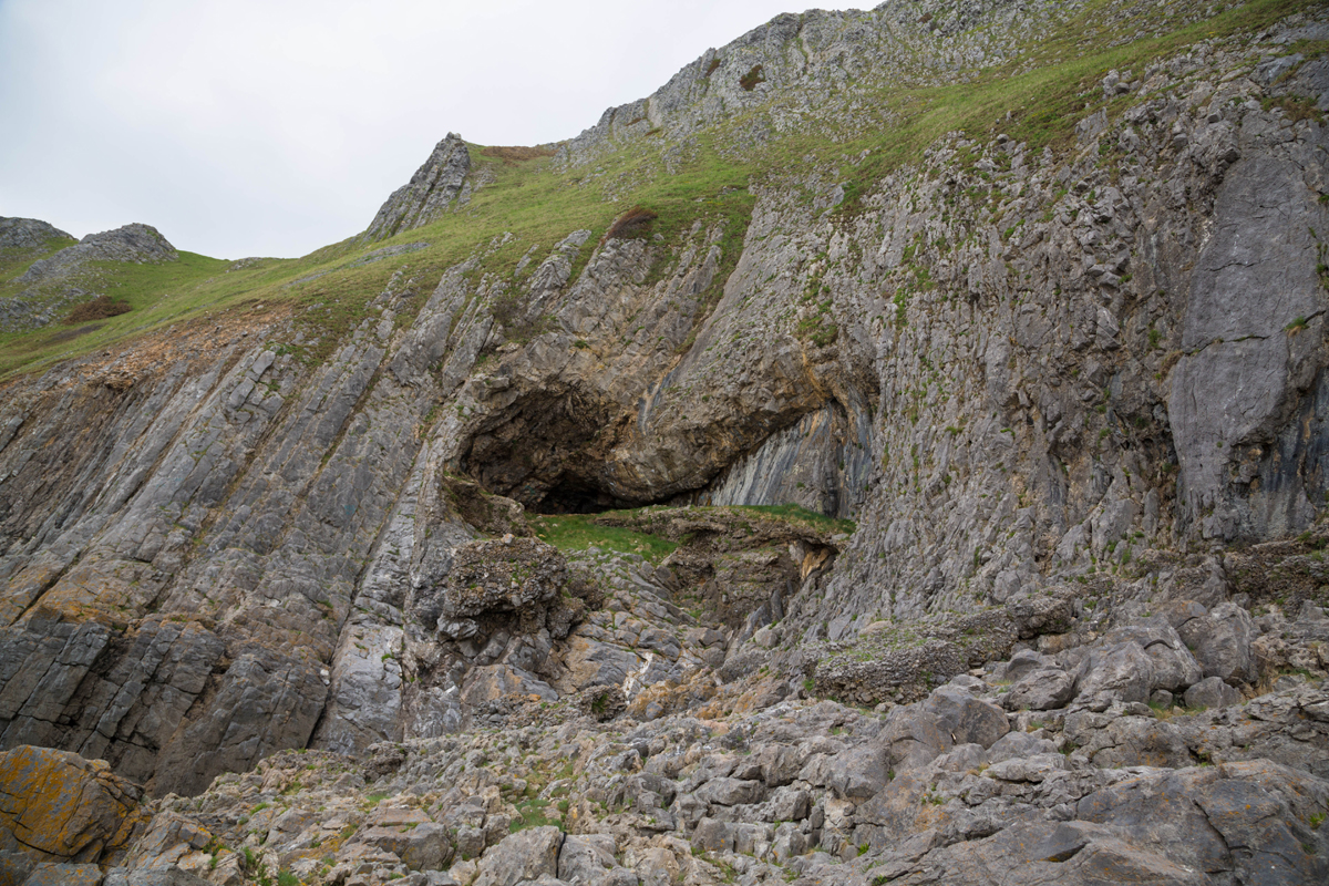 Zoom in 8K6A0892 Ravenscliff Cave_w.jpg
