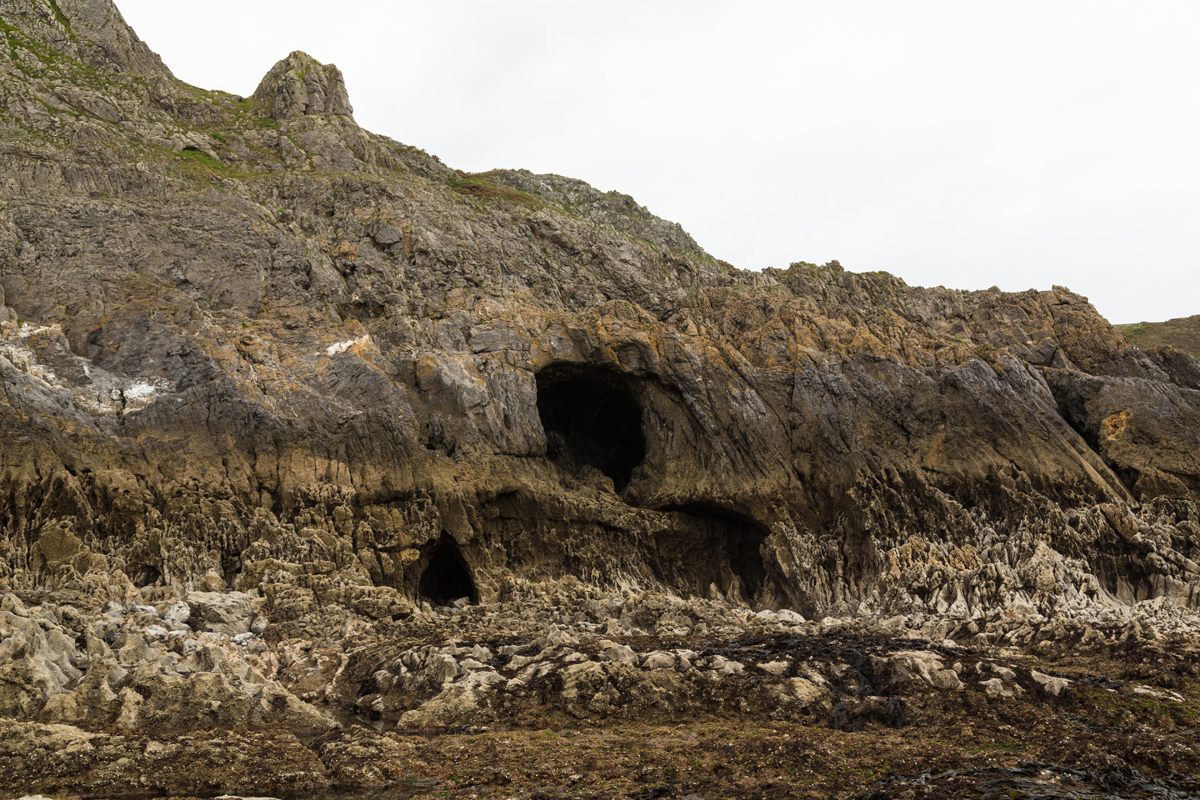 Zoom in 8K6A0907 Devils Kitchen - cliff location_w.jpg